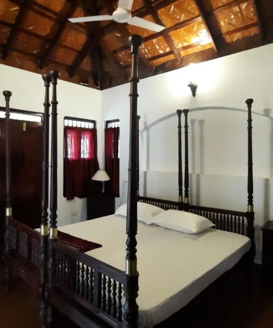 Top Yard Pool Villa & Kayaking Ambalapulai 0*,  India