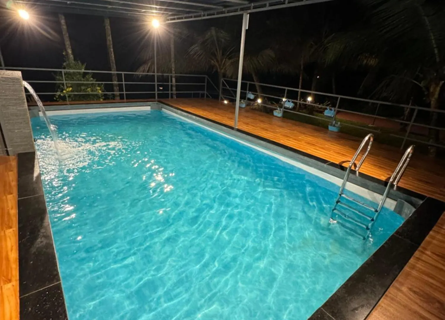 Top Yard Pool Villa & Kayaking Ambalapulai