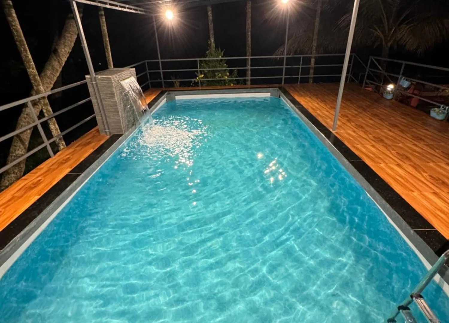 Top Yard Pool Villa & Kayaking Ambalapulai